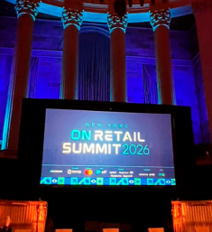 Entre a eficiência brutal e a humanidade radical